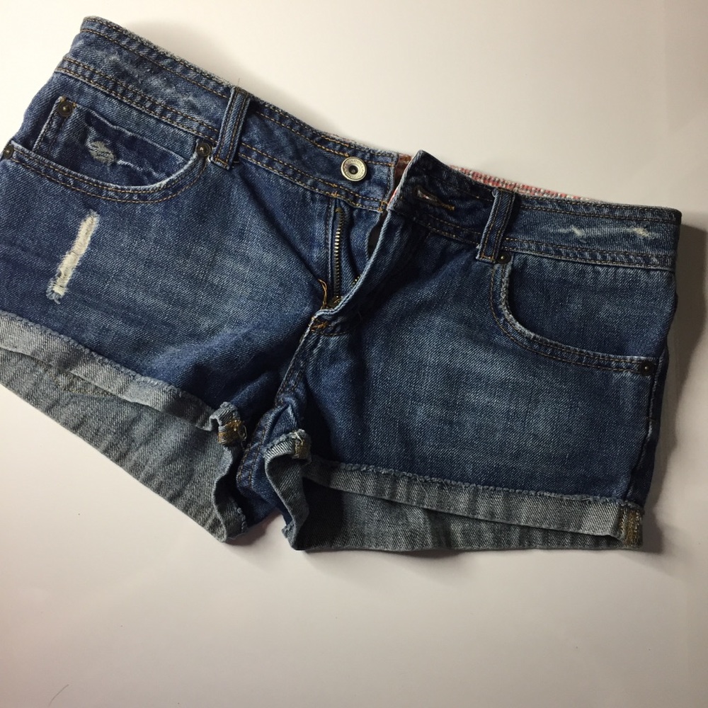 Billabong low rise cut off denim shorts